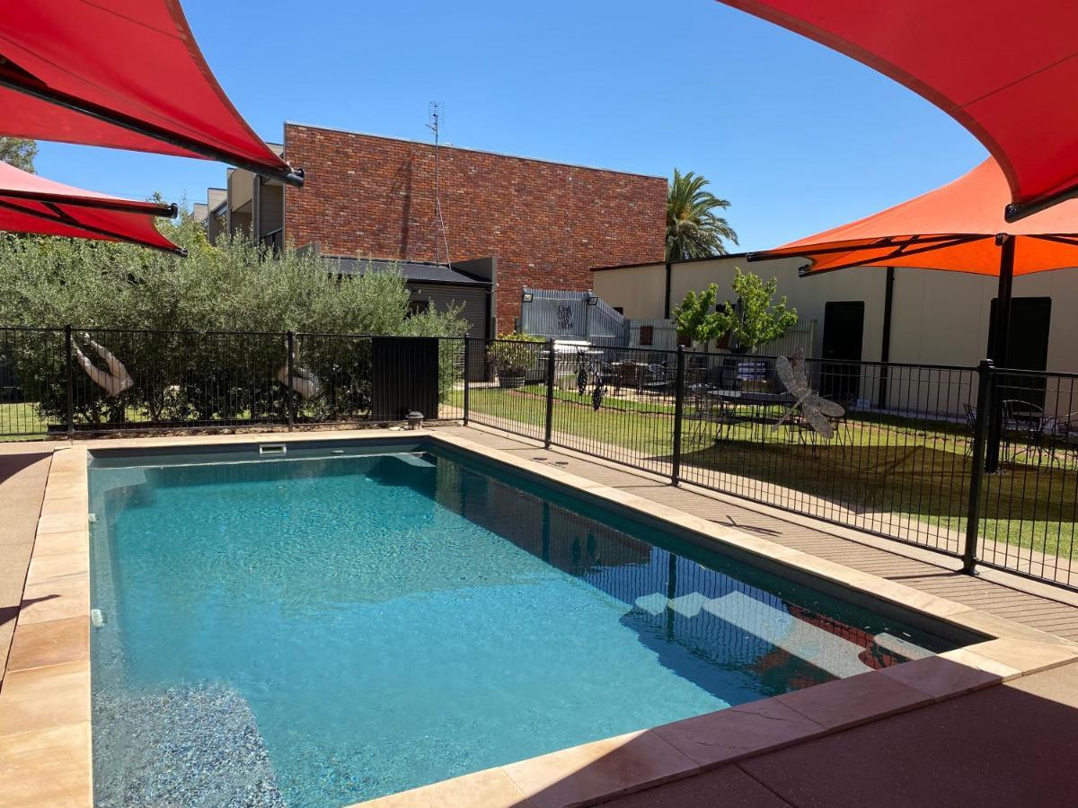 Adelphi Apartments 3 Or 3A - Downstairs 2 Bedroom Or Upstairs King Studio With Balcony Echuca Exterior photo