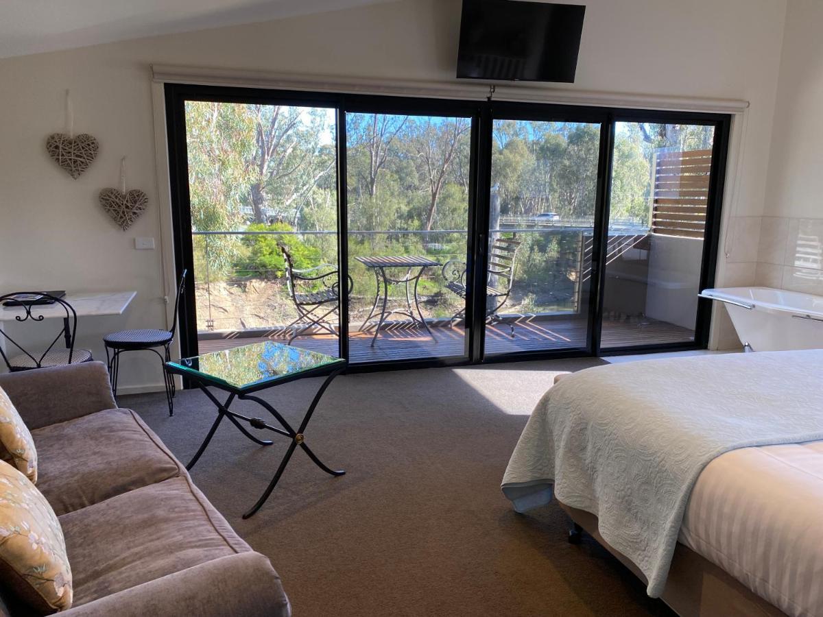 Adelphi Apartments 3 Or 3A - Downstairs 2 Bedroom Or Upstairs King Studio With Balcony Echuca Exterior photo